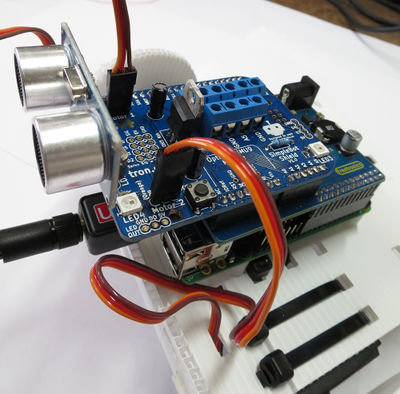SimpleBot with ultrasonic and servos.jpg